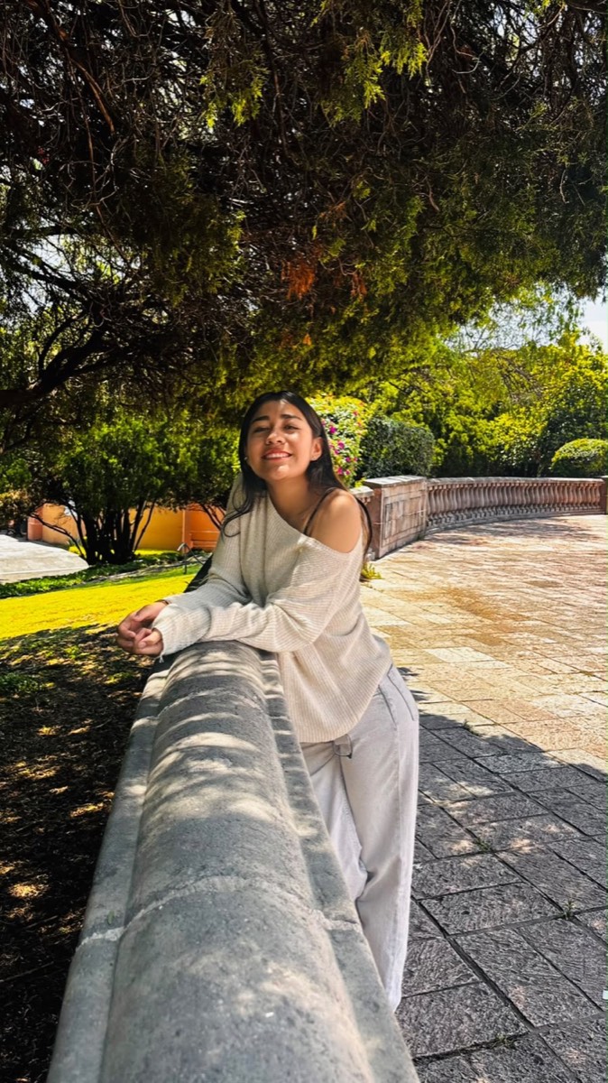 Sarahí en sus quince años